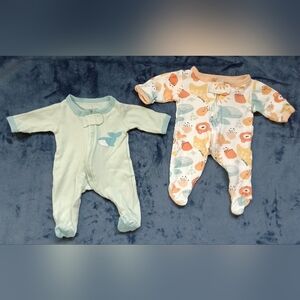 The Peanutshell Animal Newborn 0-3M Sleepers Footed One Piece Lot Of 2
